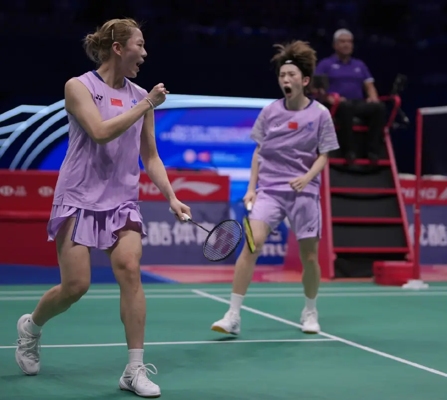 奏的攻防战, 翁泓阳 奏的攻防战, 翁泓阳