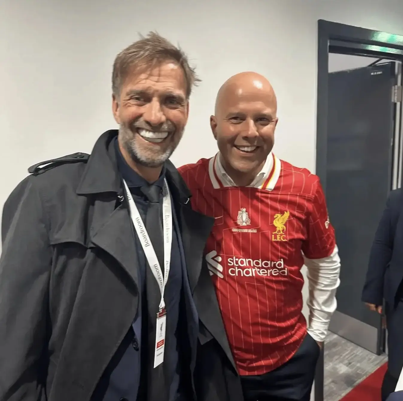 AA, 瑞典, 带走 AA, 瑞典, 带走